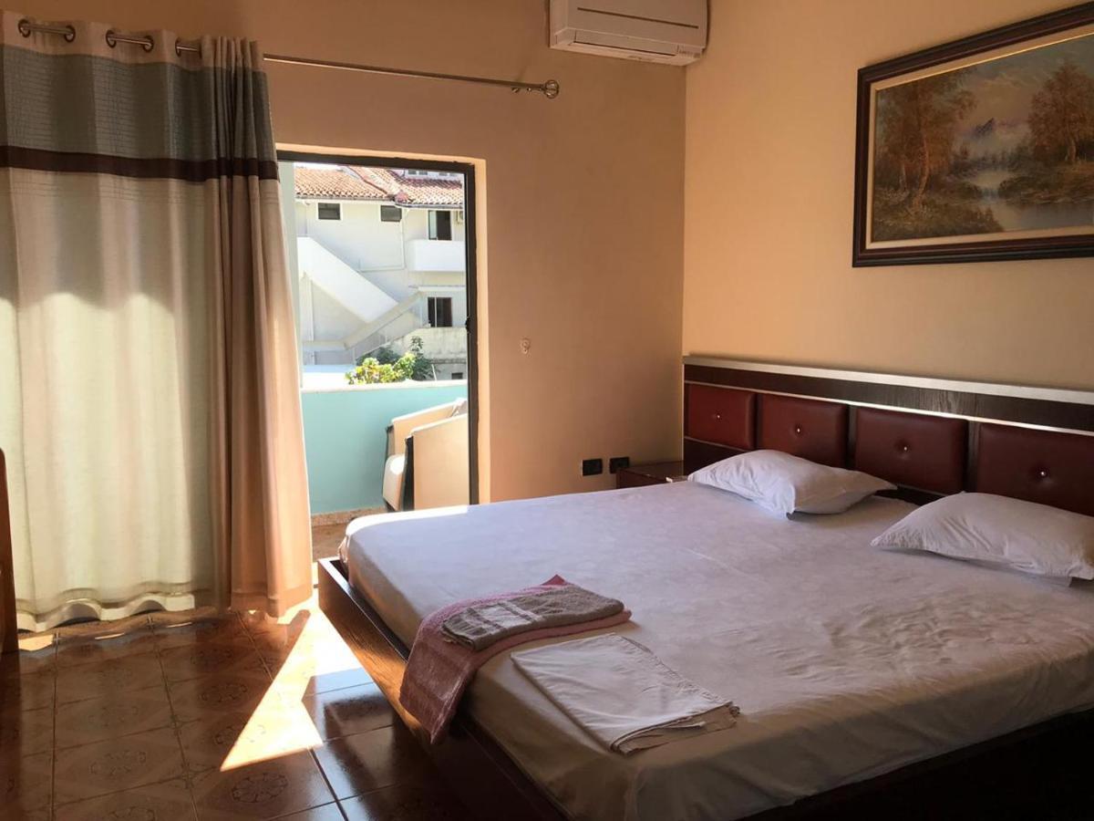Studenti Hotel Tirana