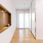 Exclusive 2 Bedrooms Apartment