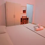 Apartments Restaurant Argjiro