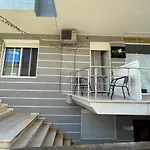 Korali Apartment