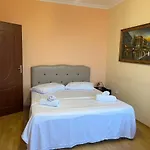 City Center Apartment In Shkoder