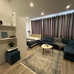 Cane Apartments