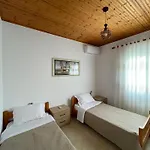 Rent Rooms Sakolli
