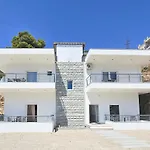 New Pirali Studios With Free Parking