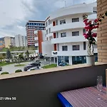 Apartment Near The Port