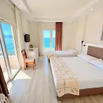Helia Seaside Hotel