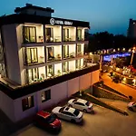 Hotel Memmaj