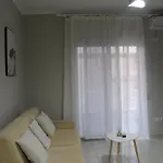 Leon Lungomare Apartment