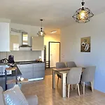 One Bedroom Apartments In Golem 076
