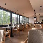 Ladi Rooms