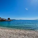 Agora Sea View Apartment