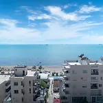 The Blue Pearl Apartment