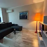 Alle'S M Shyri Accommodations