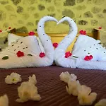 Thethi Paradise Hotel & Restaurant