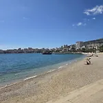Janosh Front Line Apartment In Saranda