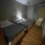 Turdiu Center Apart