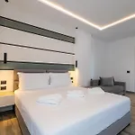 Admiro Hotel