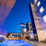 Admiro Hotel