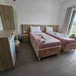Hotel Irini