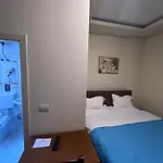 Hotel Bobi