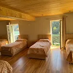 Raja Hotel Fierze