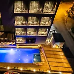 Hotel Piramida