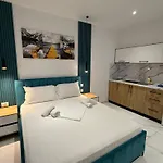 Full Moon Apartments