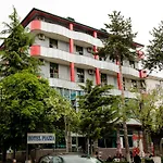 Hotel Piazza