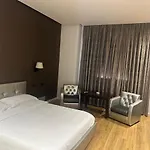 Aurelis Hotel