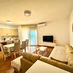 Vlora Apartment Rentals