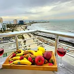 City Center Beachfront Apartments
