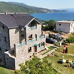 Helga'S Guesthouse