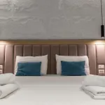 Monel Hotel