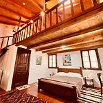 Kris Guesthouse