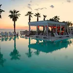 Joelle Premium Hotel