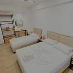 Lido Apartments