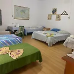 Shkolla Hostel & Camping