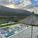 Villa Xheni