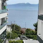 Sky Blue Apartment Saranda