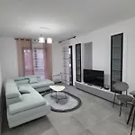 Aura Apartments