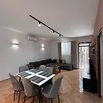 Private House Velipoj