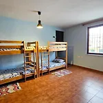 Traveler Hostel