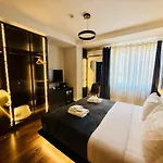 Tirana Central Rooms