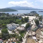 Emar Beachfront Hotel Ksamil