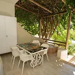 Marin Bougainville Apartament