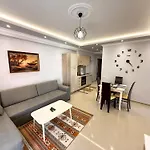 Fishta Apartment Q6 37