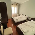 Kristal Hotel