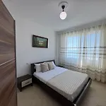 Sunkissed Apartament
