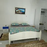 Aeria Rooms Himare