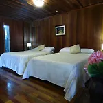 Cabañas y Hostal Zoh Laguna